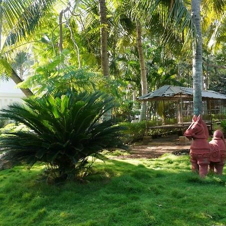 Rk Resorts Karaikal Exterior foto