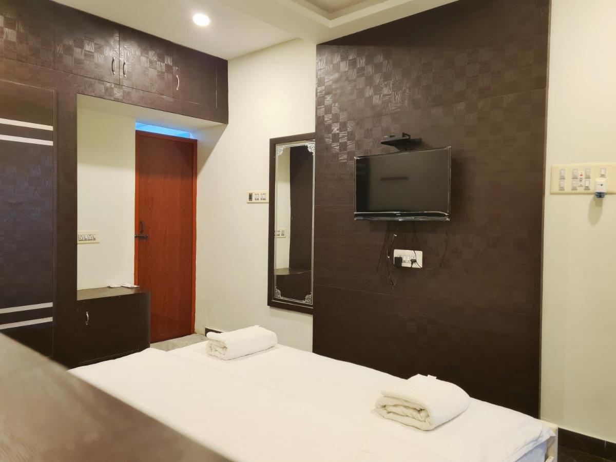 Rk Resorts Karaikal Exterior foto